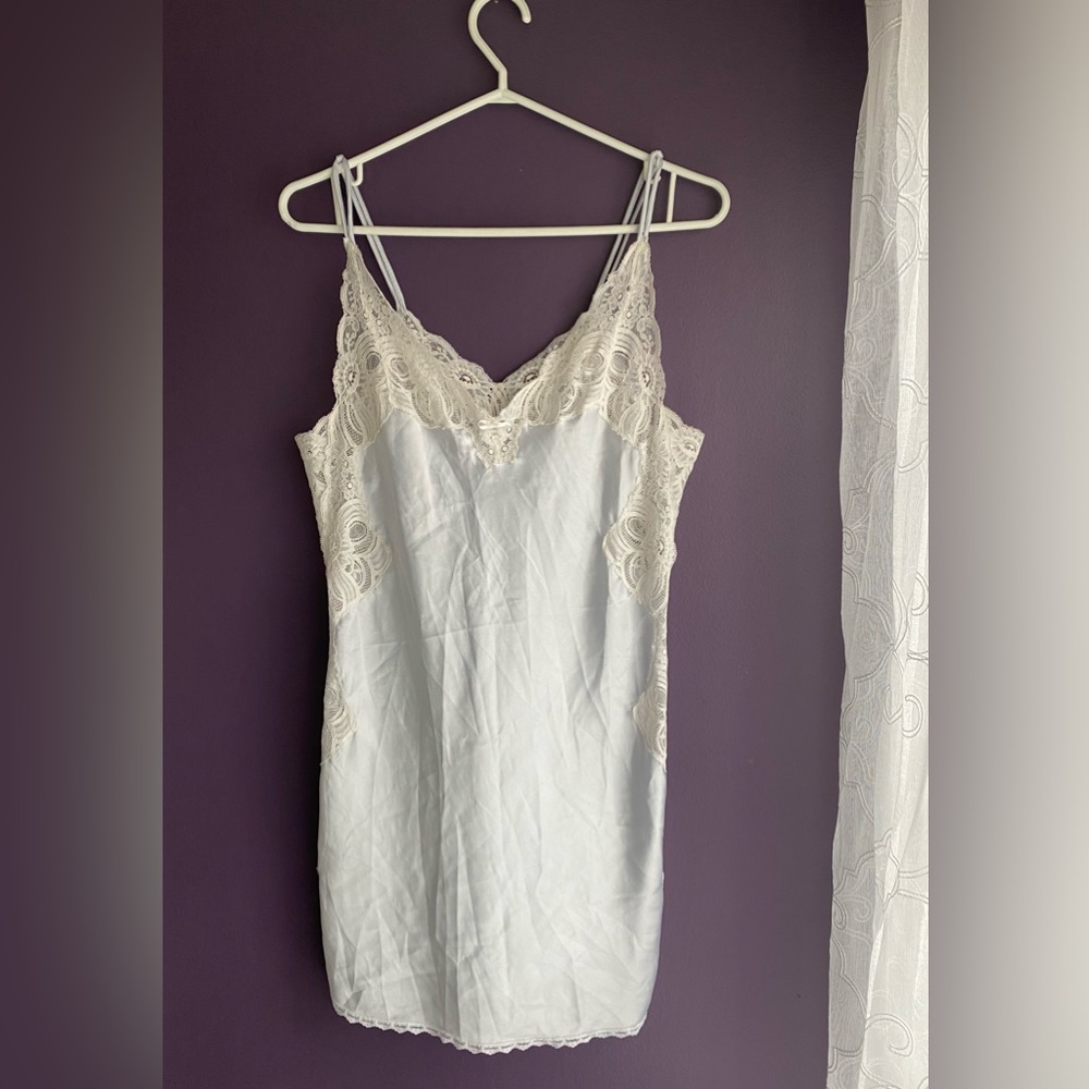 Vintage 70’s/80’s Mini Baby Blue Satin & Lace Bert Yelin for Iris Slip Dress